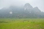 Phát hiện thảo nguyên xanh cách Hà Nội chưa tới 100km, được so sánh như “vịnh Hạ Long trên cạn” – Du lịch