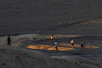 Du khách đổ dồn về Thung lũng Chết bất chấp nắng nóng kéo dài ở Mỹ – Khám phá
