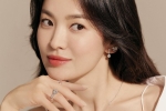 Công thức 2-2-2 giúp Song Hye Kyo sở hữu làn da thủy tinh, rạng ngời và căng tràn sức sống – Làm đẹp