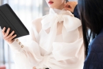Kim Yoo Jung bật mí chiêu thức đơn giản để có được gương mặt Vline, đánh bay nọng cằm – Làm đẹp