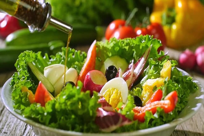Ăn salad để giảm cân nhưng nhiều người bị tăng cân vù vù vì lỗi sai này – Làm đẹp