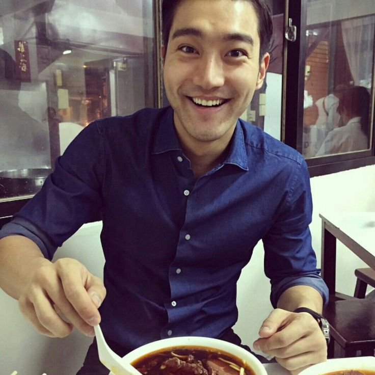 Siwon (Super Junior) đích thị là “Mr Phở”: Đếm số bát phở ăn trong 3 ngày ở Việt Nam của nam thần mà choáng – Du lịch