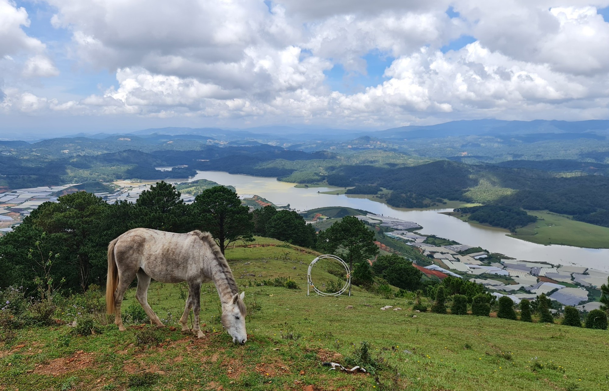 Tạm dừng tham quan tại khu du lịch núi Langbiang – Du lịch