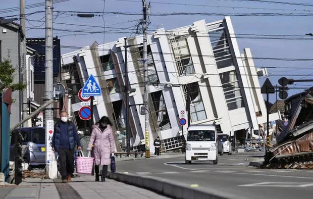 Động đất tại Nhật Bản: Hình ảnh cho thấy kỷ luật phi thường của người Nhật, giữa thảm họa vẫn khiến nhiều người nể phục – Khám phá