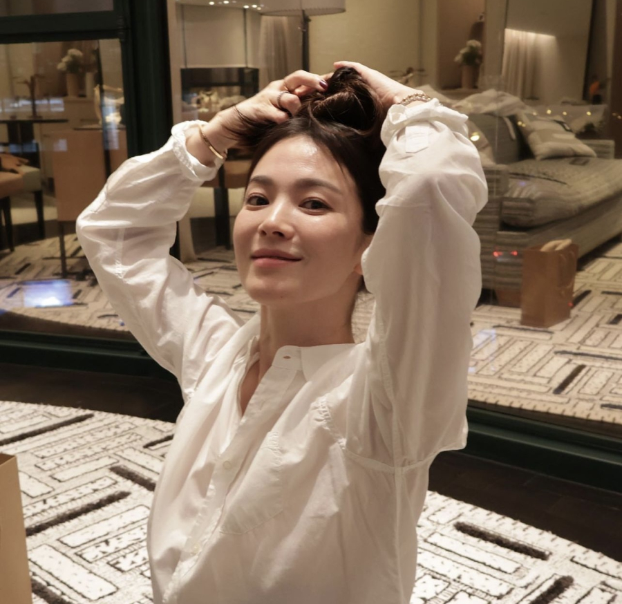 Dàn mỹ nhân Hàn khoe mặt mộc 100%: Song Hye Kyo gây sốt toàn cõi mạng – Làm đẹp