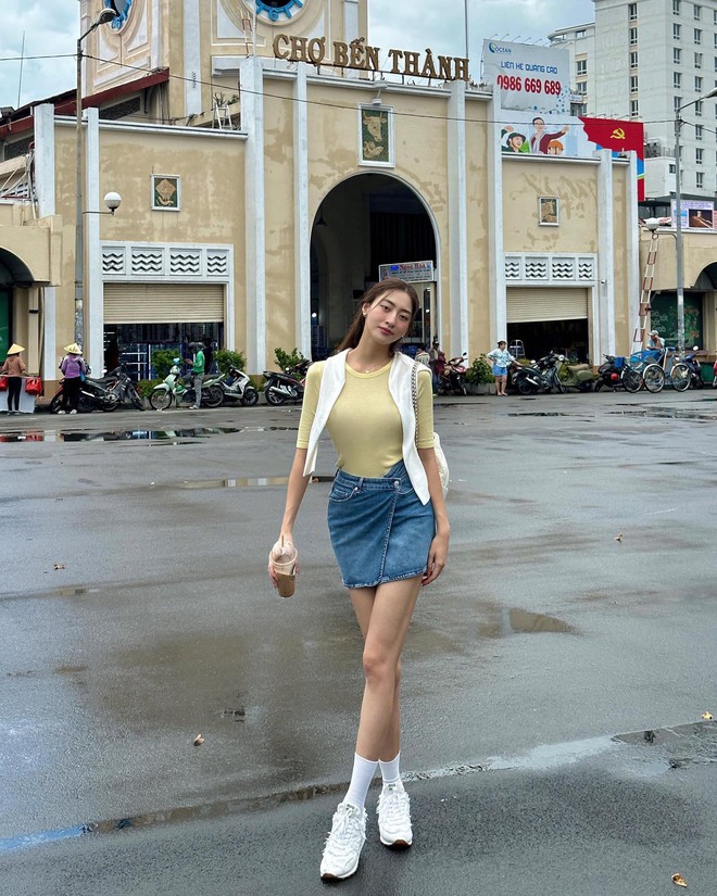 Mỹ nhân Việt gợi ý 4 kiểu chân váy ngắn đáng sắm nhất vì cứ mặc là trẻ ra vài tuổi – Làm đẹp