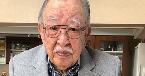 Cha đẻ của karaoke qua đời ở tuổi 100 – Khám phá